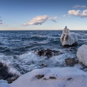 Winter sea froze