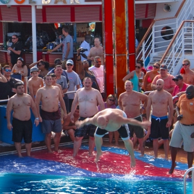 Bellyflop contest