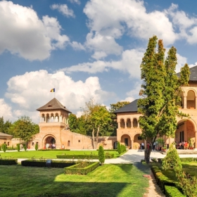 Mogosoaia Palace, North Bucharest 