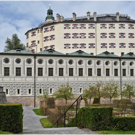 Замък Амбрас (1563 г.) - 1