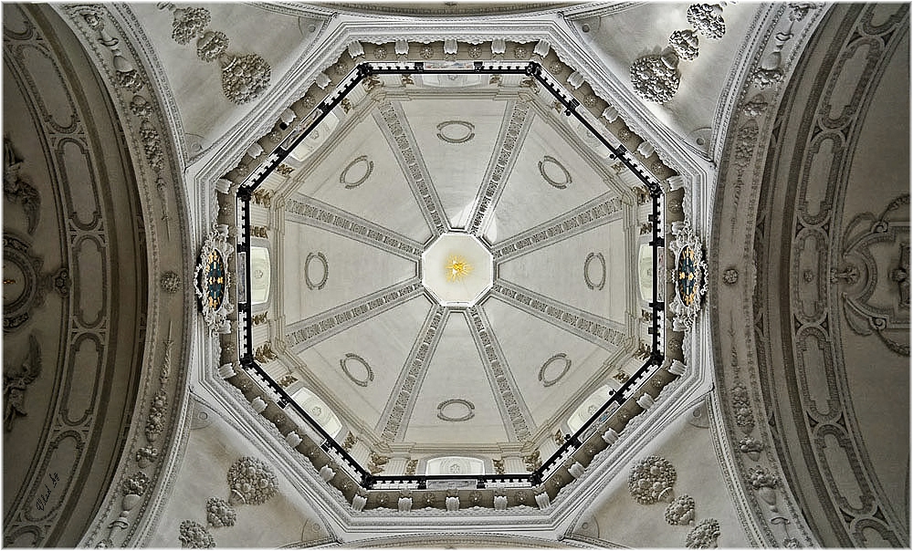 Куполнa геометрия