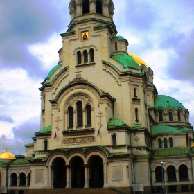 Храм-паметник „Свети Александър Невски“