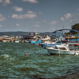 Развълнувано море