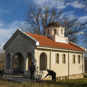 Строежът на новата църква в с. Поцърненци, продължава!