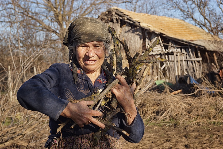 Ръцете, които отглеждат земята, знаят как трябва...