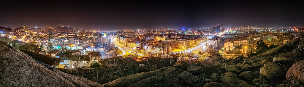 Панорамно от Стражевия хълм