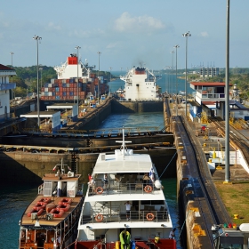 Gatun Locks,Panama Canal