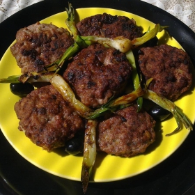 Вкусни кюфтета :):):):):):)
