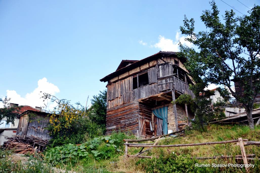 Старата къща