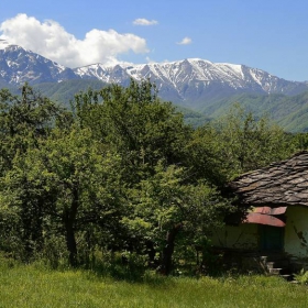  Юрушка Грамада, вр. Ботев, вр. Купените.