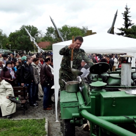 На опашка за армейска боб-чорба