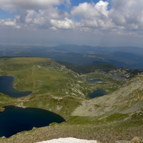 Седем в едно