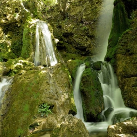 Бачковски водопади