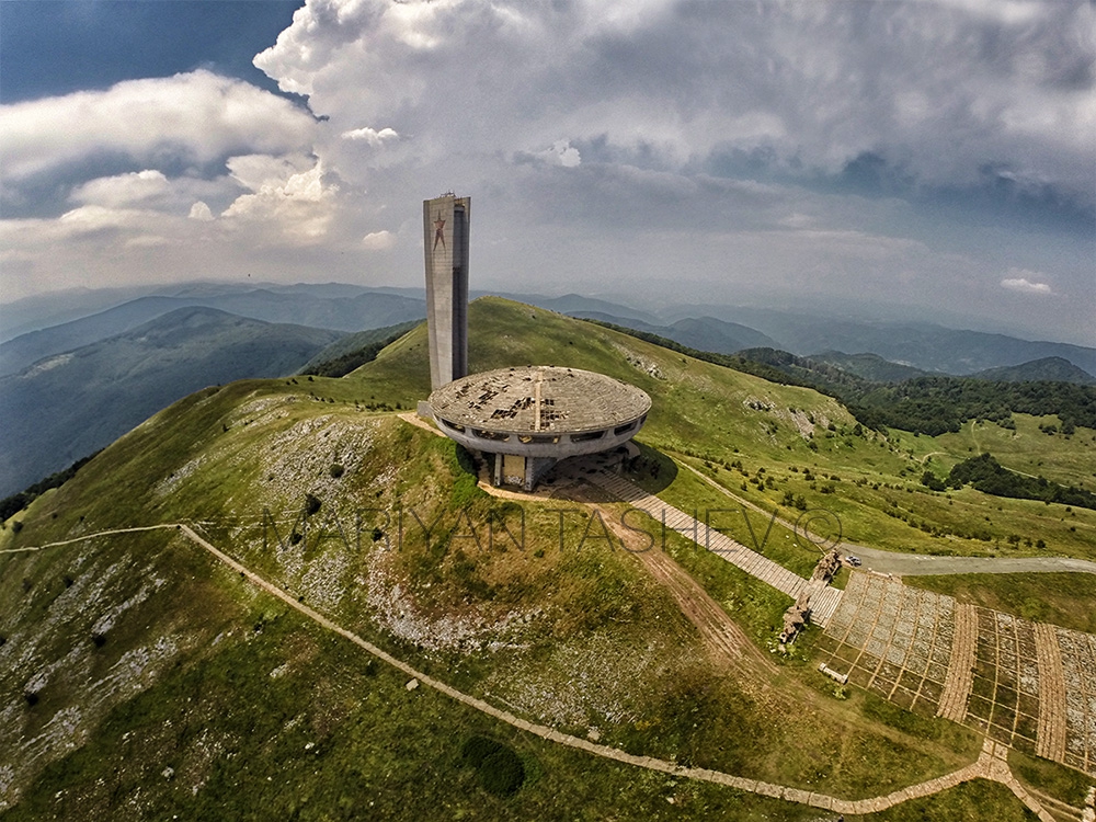 Бузлуджа