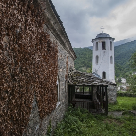 черквата в село Косово друг ъгъл