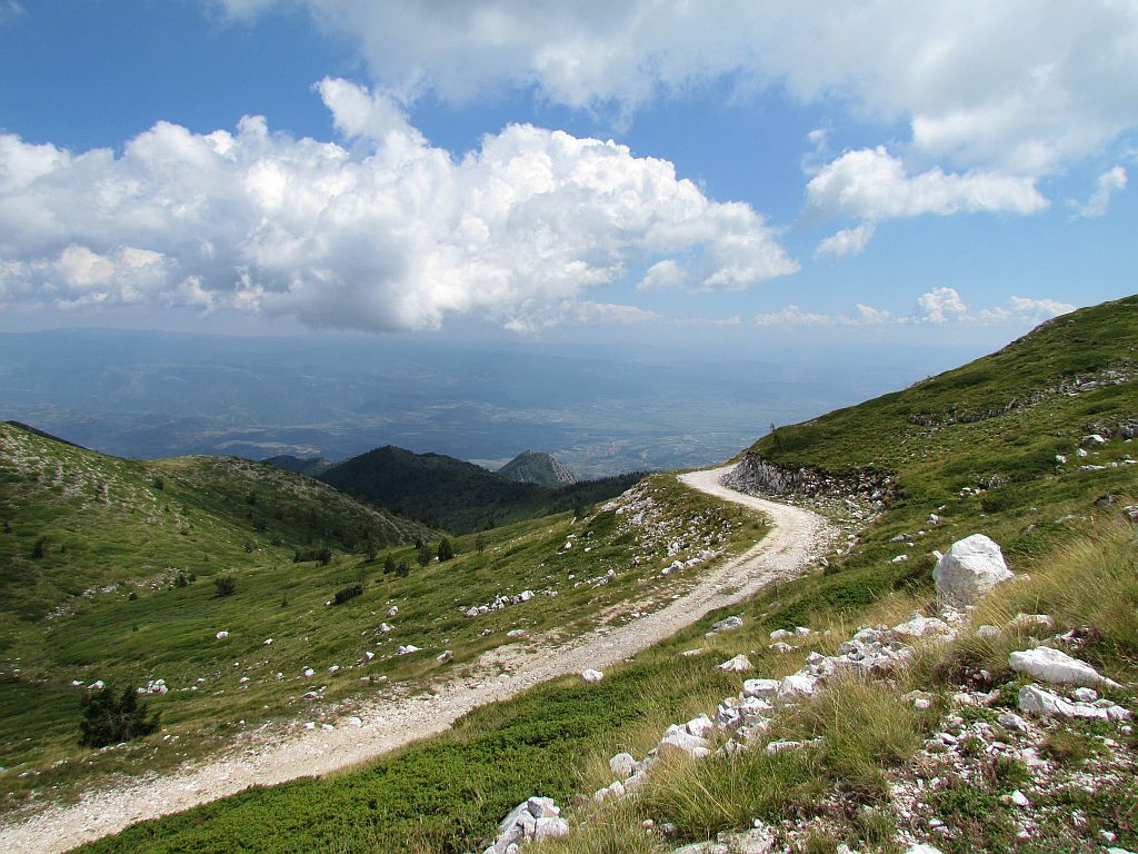 в небесата