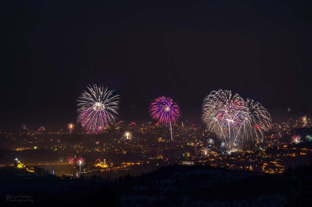 Честита нова година!