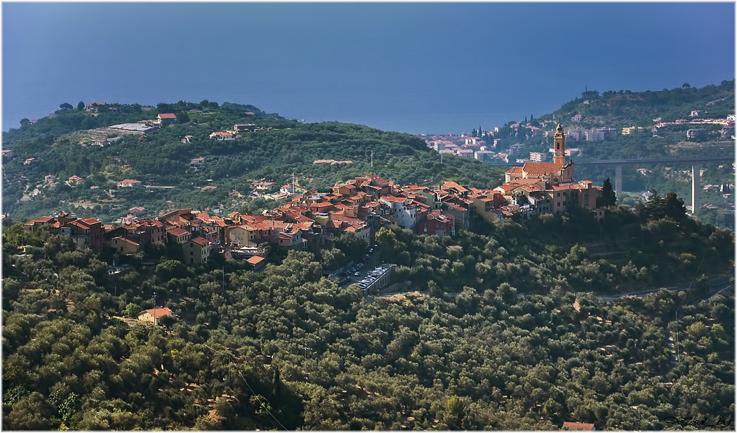 Из провинцията на Лигурия - Civezza, Italy