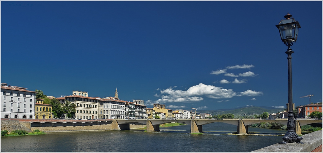Ponte alle Grazie, Firenze, Italy