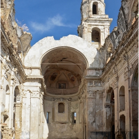 Bussana Vecchia - белези от разрушителното земетресение през 1887 г.