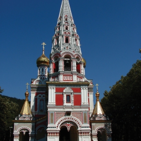Към храма.....