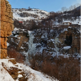 под нулата при Под камико