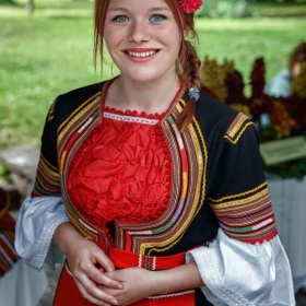 ЧЕСТИТ ПРАЗНИК!
