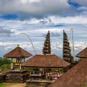 Храм Бесаки - Besakih Temple или както го наричат храмът майка