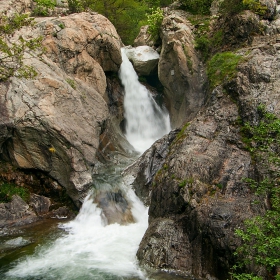 Водопадът Сучурум