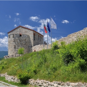 Перистера
