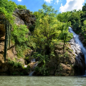 Хотнишки водопад