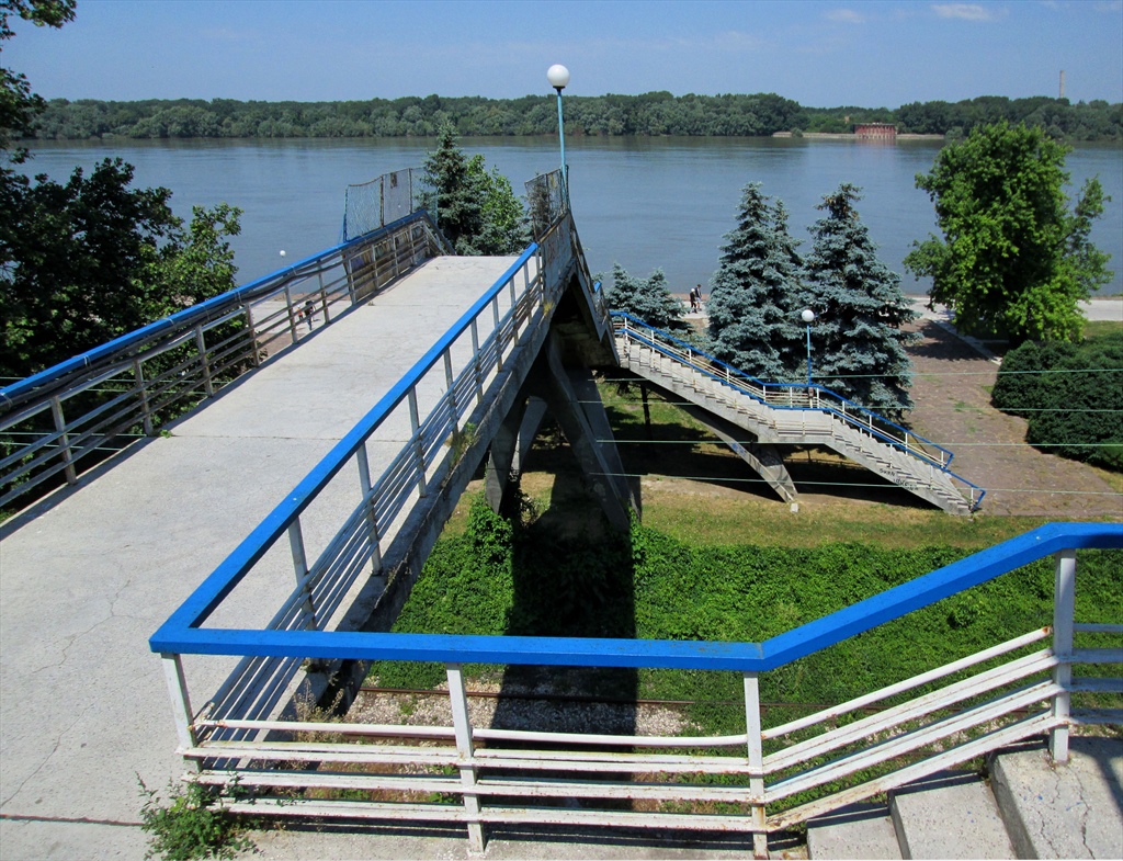 Крайбрежно - 1