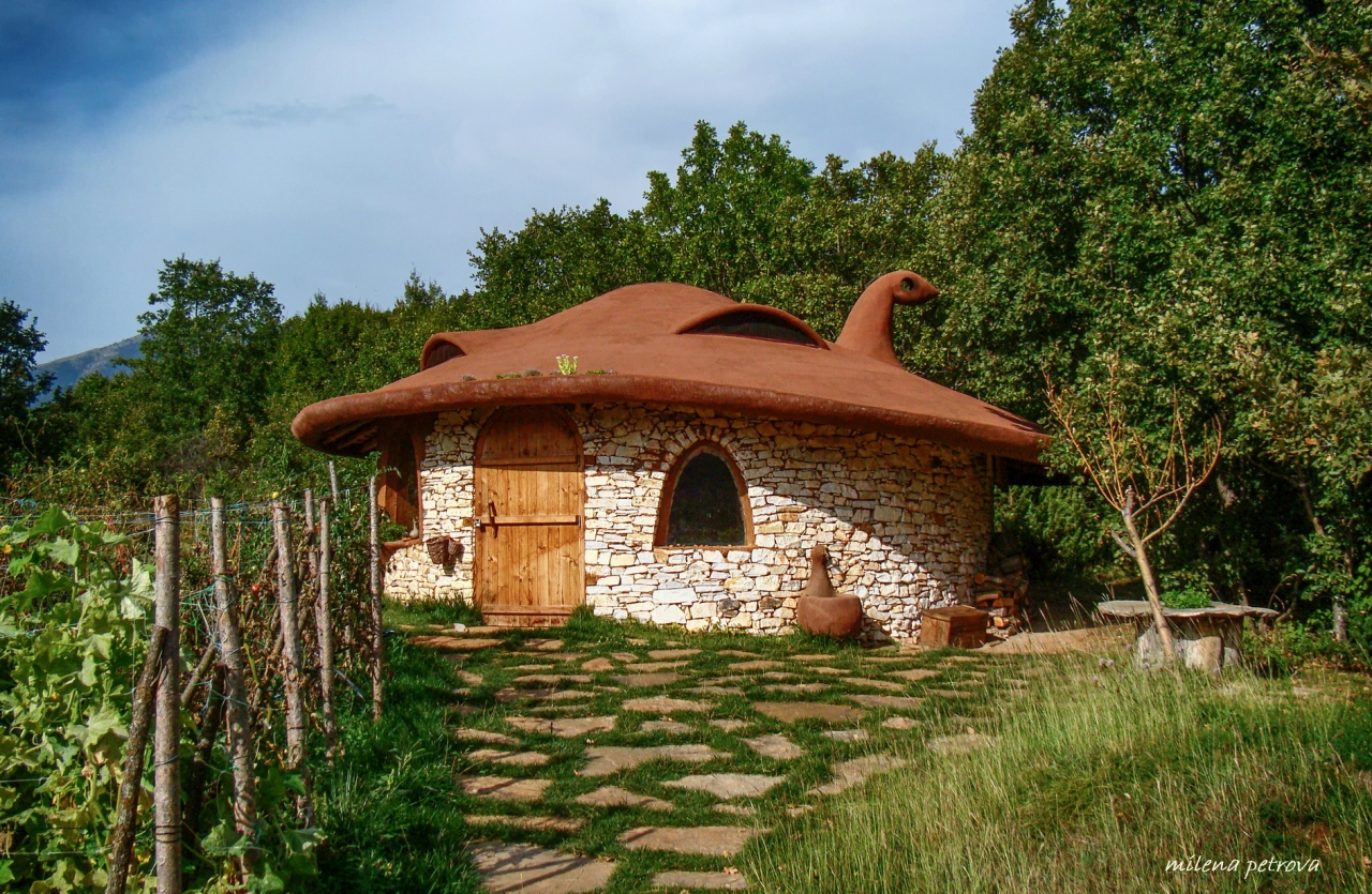 къщичка в лозята