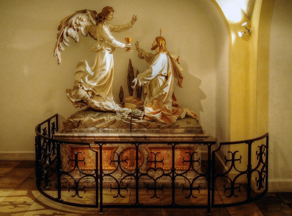 St Michael Kirche -Библейска сцена