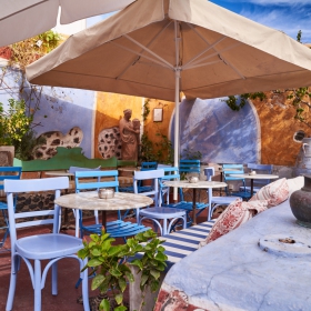 Santorini's holiday mood...