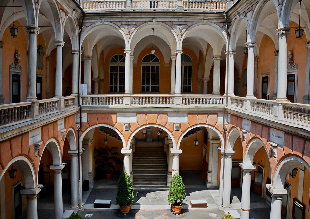 Арките на Palazzo Doria-Тursi, 1565 г.