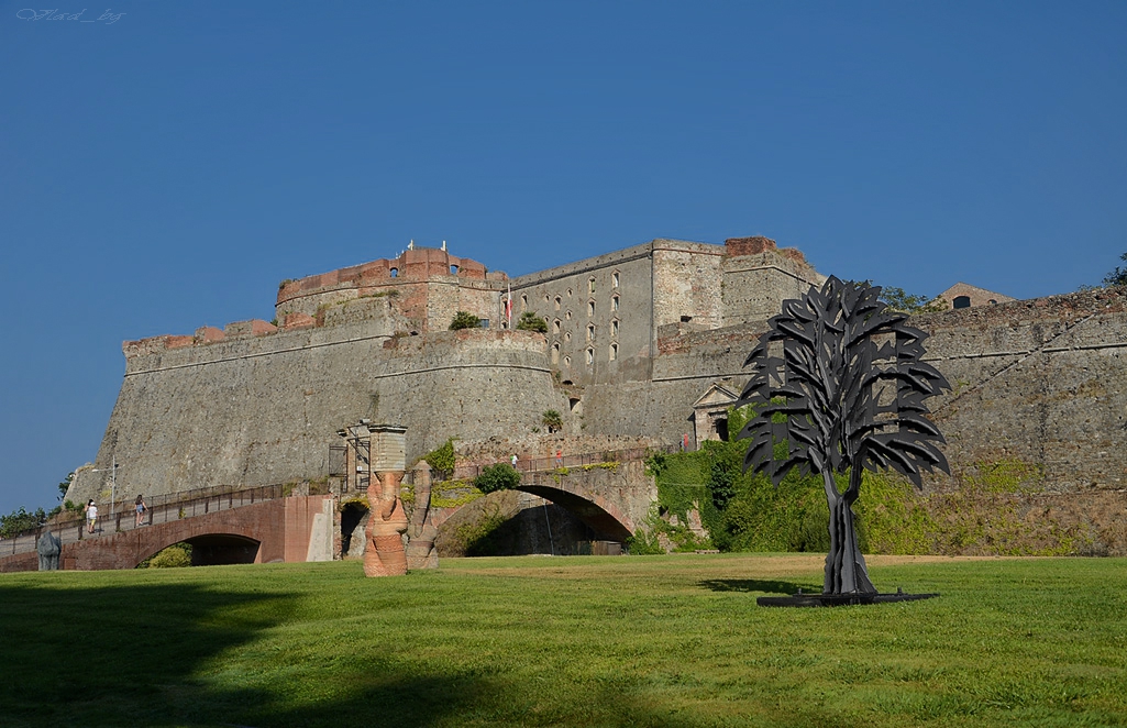 Fortezza del Priamar 1542 - 1750 г.