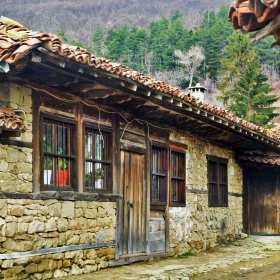 Старата къща