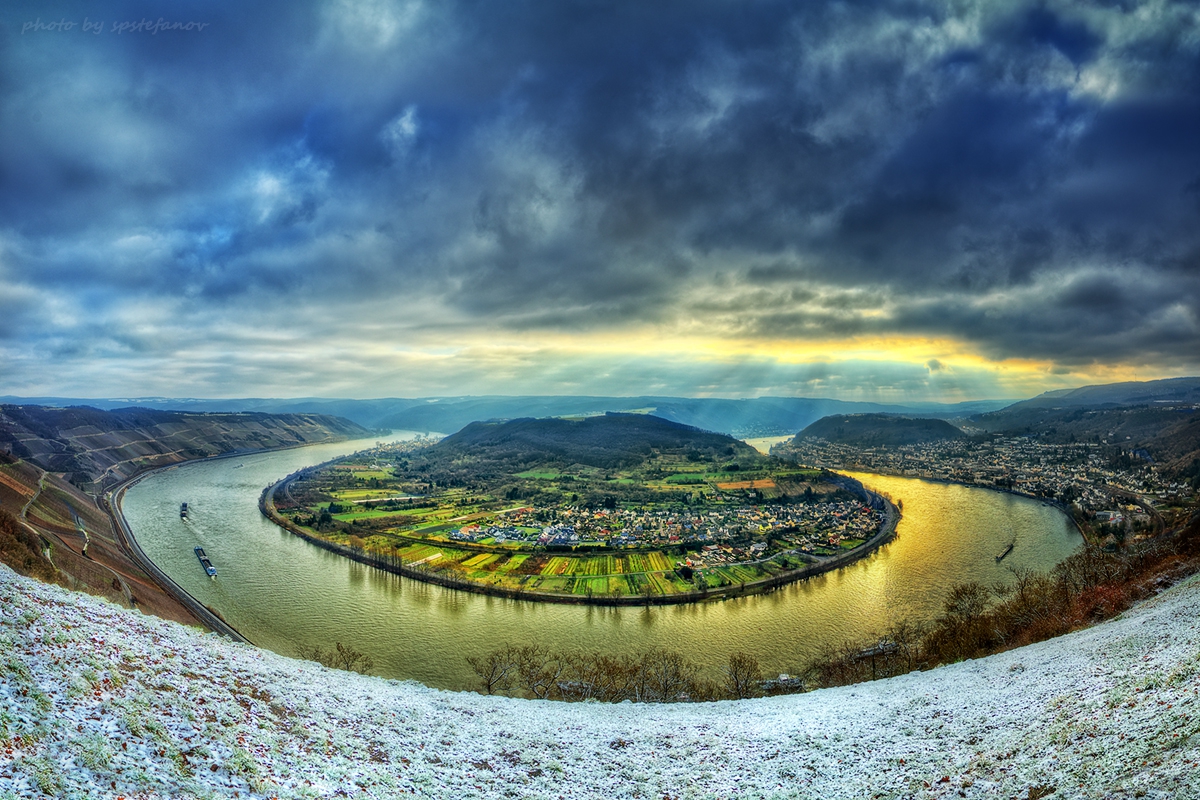 Turn of Rhine...