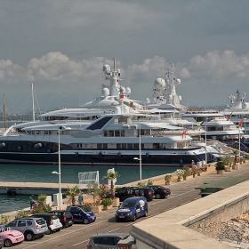 Quai des Milliardaires, Antibes, France