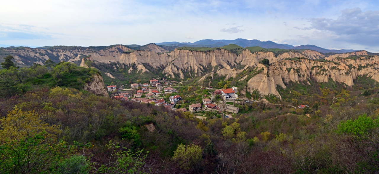 Панорама на Мелник