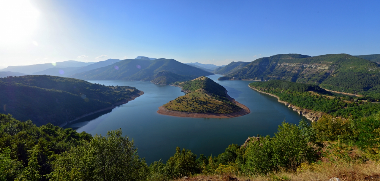 Панорама на завоя