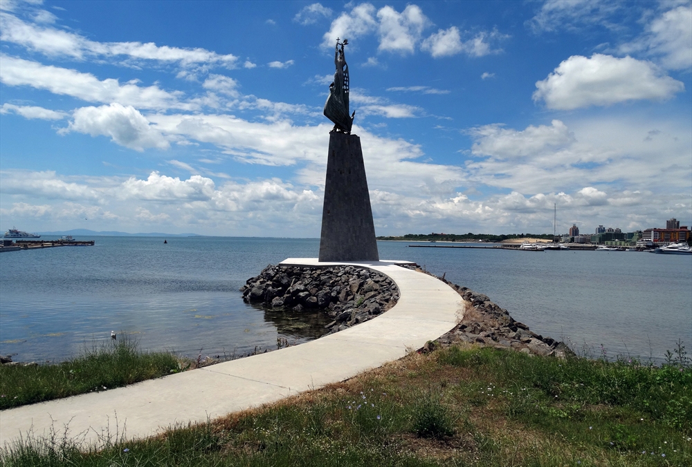 Несебър