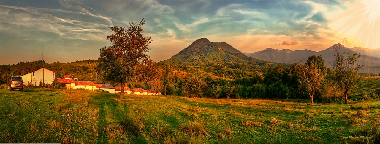 Панорама. Острец фермата