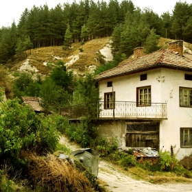 Нито село, нито планина