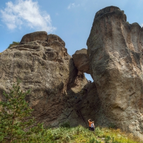 Караджов камък