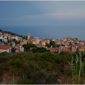 Привечер над Cipressa, Liguria, Italy