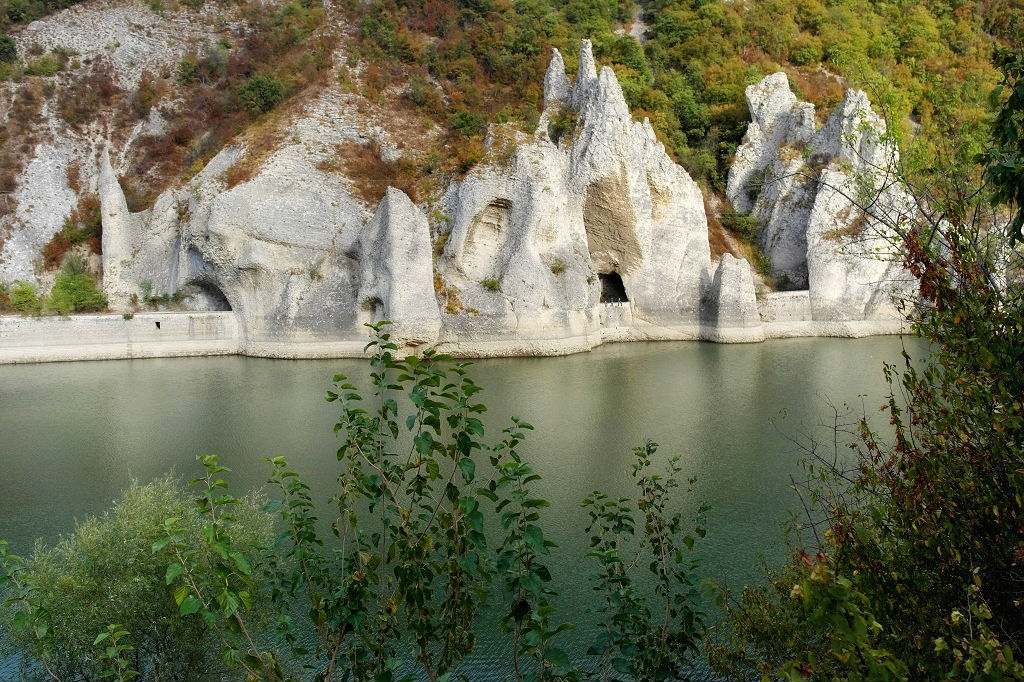 Чудно от Чудните скали