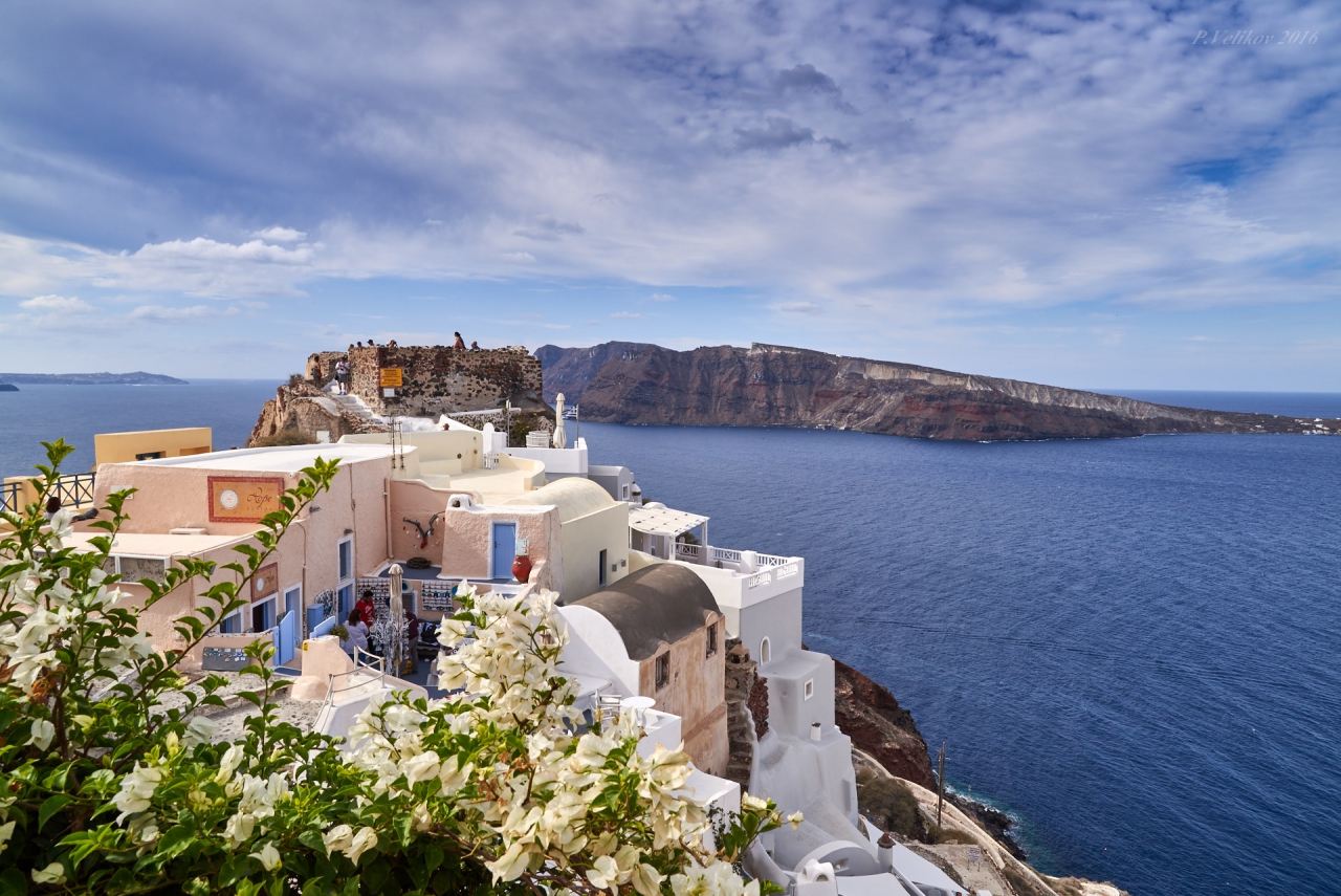 View to Oia's old casstle