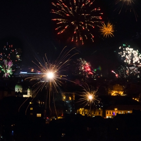 Честита новата 2017година